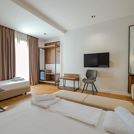 Hotel Central Vlore Exterior photo
